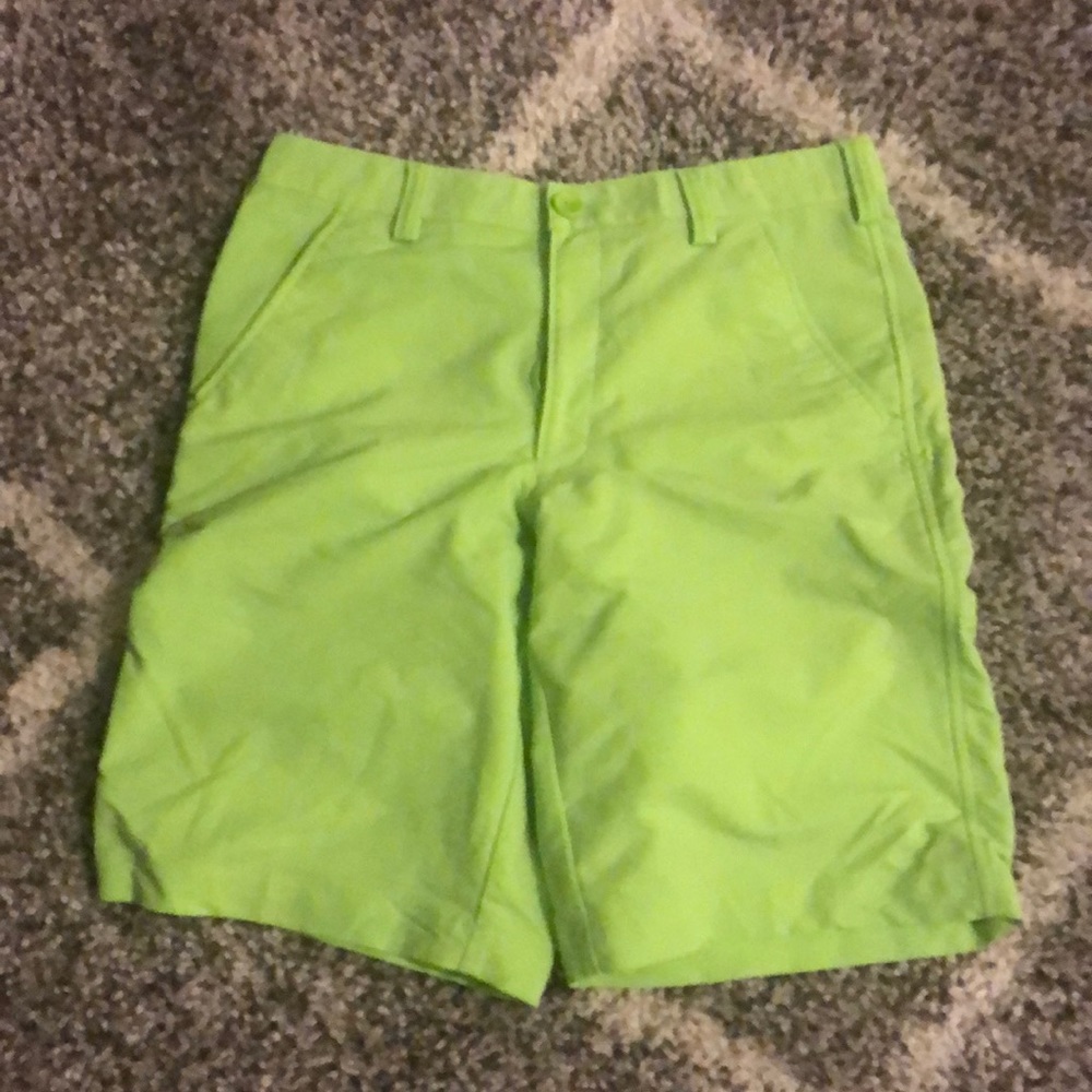 Under Armour golf shorts